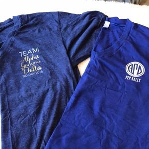 Two AGD T-shirt vnecks